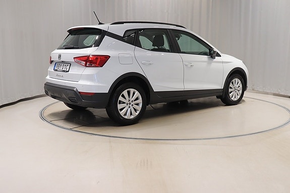Seat Arona 4 of 10