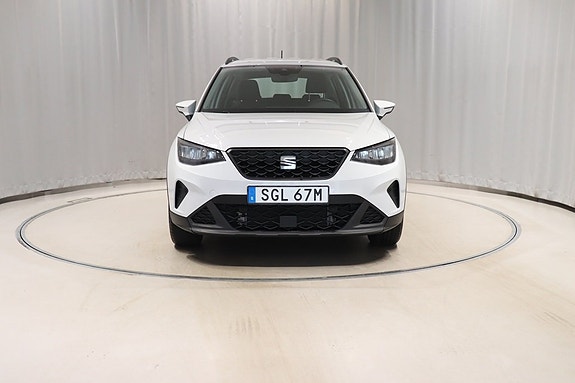Seat Arona 2 of 10