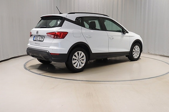 Seat Arona 4 of 10