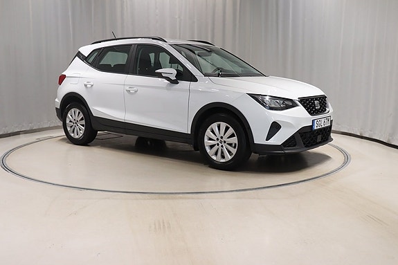 Seat Arona 3 of 10