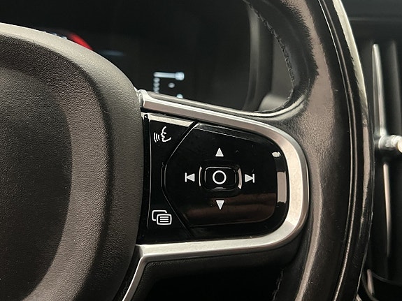 Volvo V90 Cross Country 17 of 30