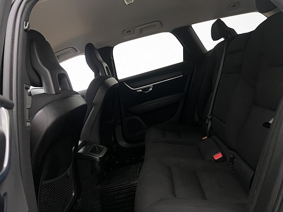 Volvo V90 Cross Country 13 of 30