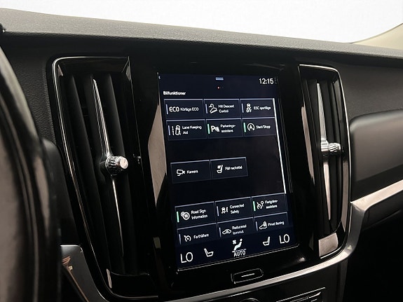 Volvo V90 Cross Country 19 of 30
