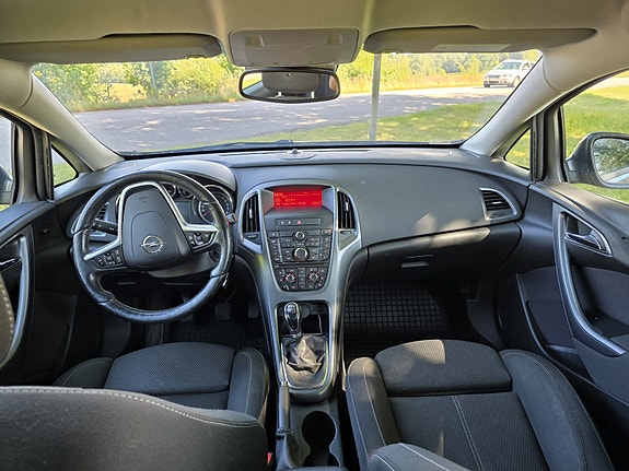 Opel Astra 3 of 5