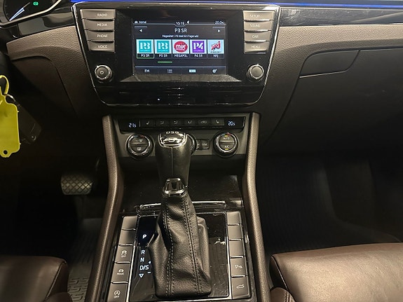 Skoda Superb 11 of 26