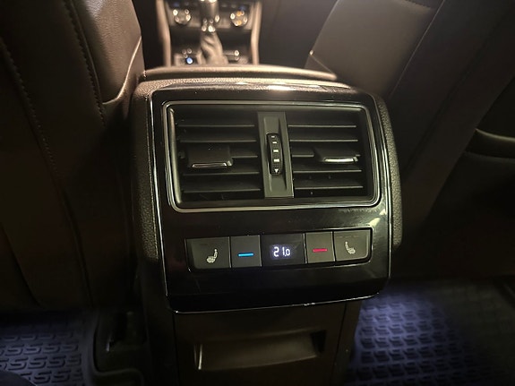 Skoda Superb 23 of 26