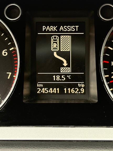 Volkswagen Passat 13 of 13