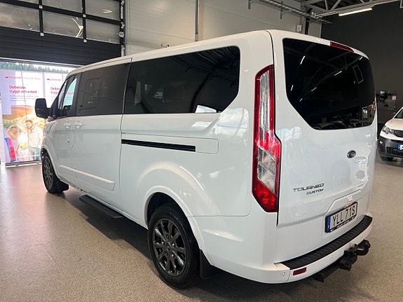 Ford Custom Tourneo 6 of 21