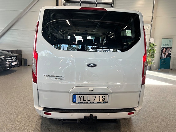 Ford Custom Tourneo 4 of 21