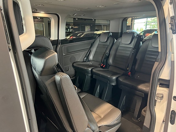 Ford Custom Tourneo 17 of 21
