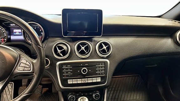 Mercedes-Benz A200 d 9 of 12