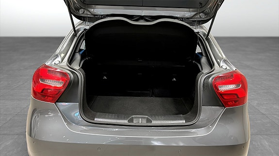 Mercedes-Benz A200 d 12 of 12