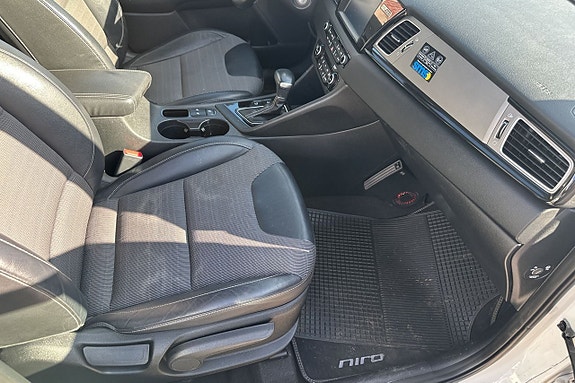 Kia Niro 11 of 29