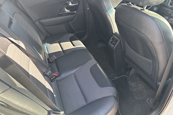 Kia Niro 16 of 29
