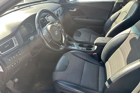 Kia Niro 7 of 29