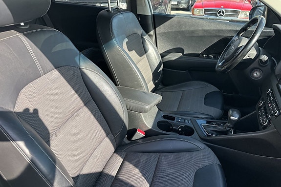 Kia Niro 12 of 29