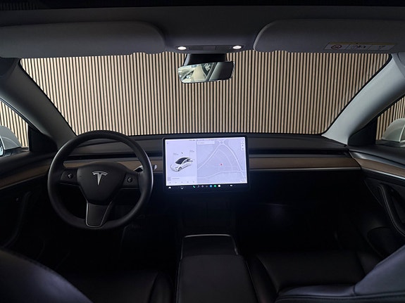 Tesla Model 3 14 of 21