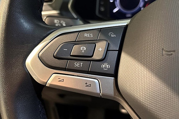 Volkswagen Tiguan 15 of 20