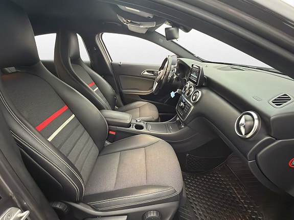 Mercedes-Benz A180 25 of 30