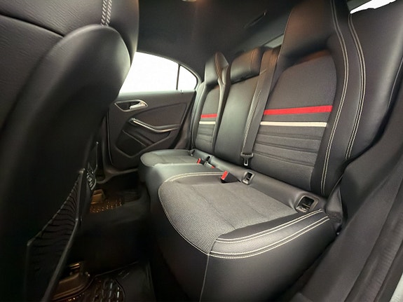 Mercedes-Benz A180 27 of 30