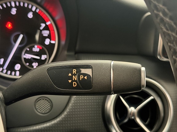 Mercedes-Benz A180 18 of 30