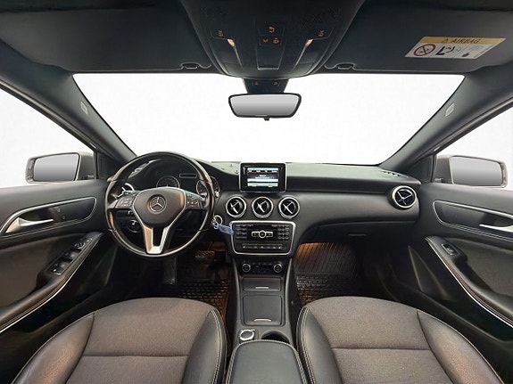 Mercedes-Benz A180 12 of 30