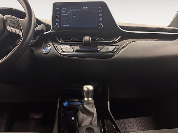 Toyota C-HR 11 of 20