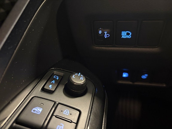 Toyota C-HR 20 of 20