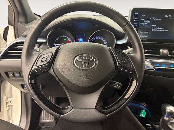 Toyota C-HR 13 of 20