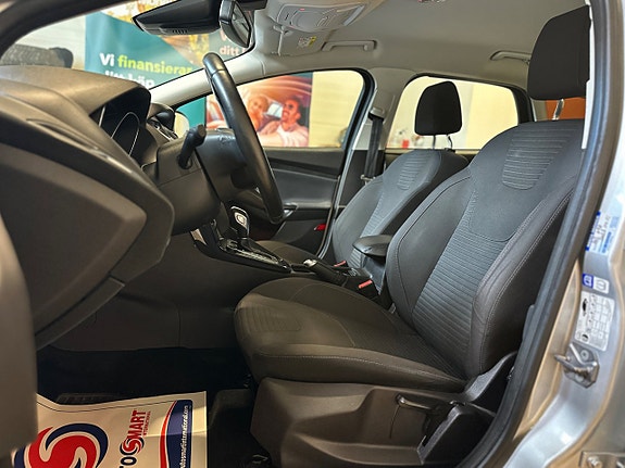 Ford Focus 8 of 24