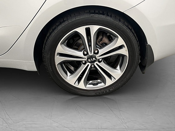 Kia Ceed 28 of 30