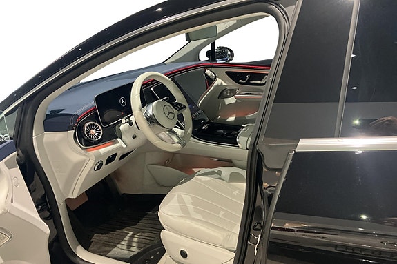 Mercedes-Benz EQE300 6 of 16