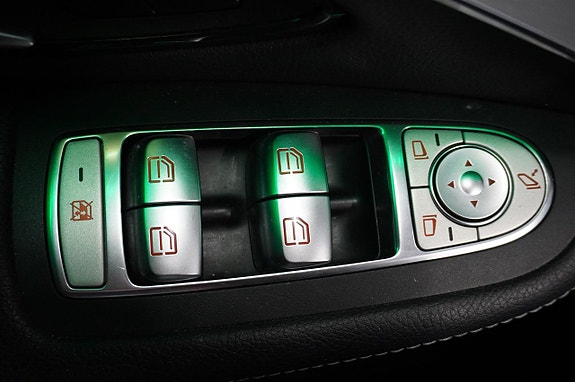Mercedes-Benz GLC300 de 18 of 24