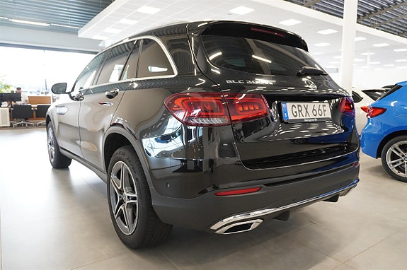 Mercedes-Benz GLC300 de 22 of 24