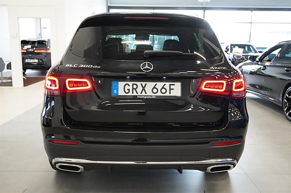 Mercedes-Benz GLC300 de 23 of 24