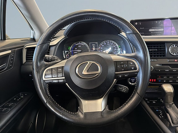 Lexus RX450h 9 of 21