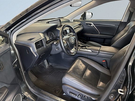 Lexus RX450h 7 of 21