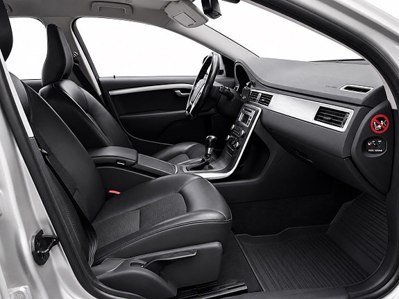 Volvo V70 9 of 11