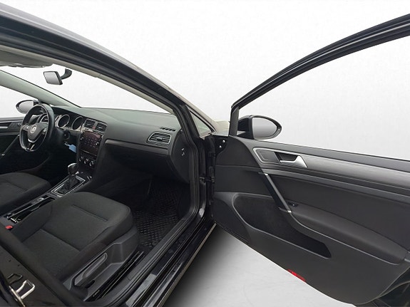 Volkswagen Golf I 13 of 26