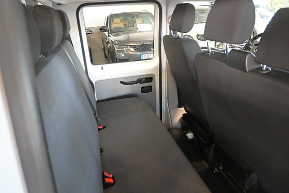 Volkswagen Transporter 11 of 25