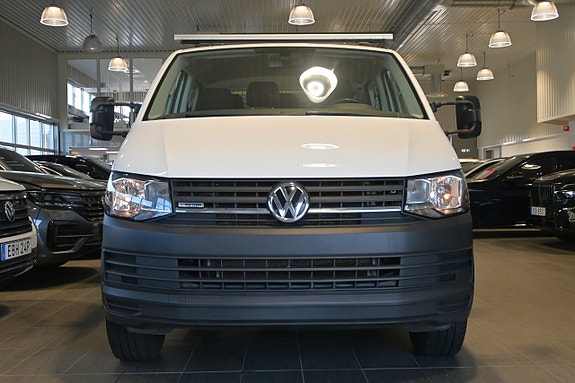 Volkswagen Transporter 6 of 25