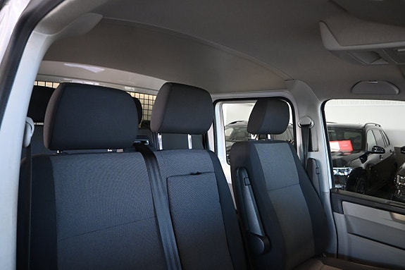 Volkswagen Transporter 10 of 25