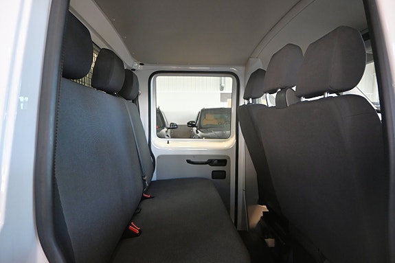 Volkswagen Transporter 12 of 25