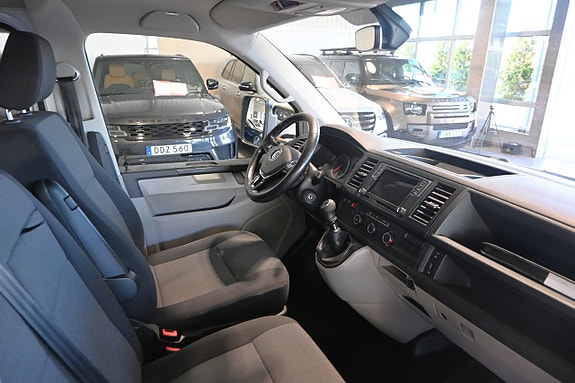 Volkswagen Transporter 8 of 25