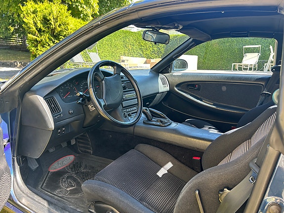 Toyota MR2 6 of 9
