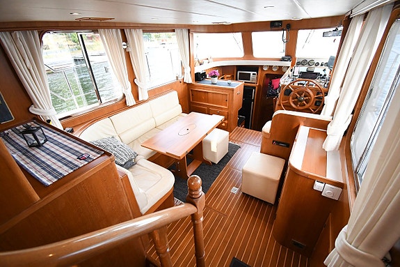 Sea Stella 40 2 of 24