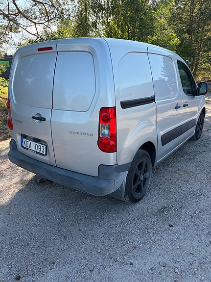 Peugeot Partner 4 of 12