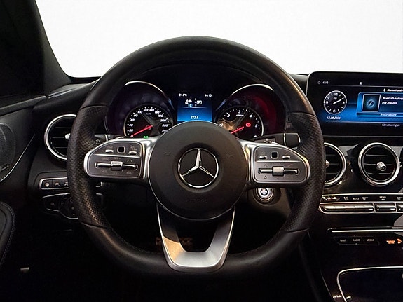 Mercedes-Benz C300 13 of 30