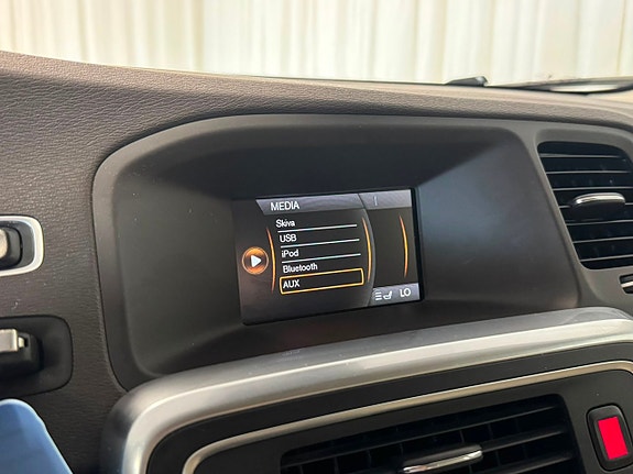 Volvo V60 16 of 24