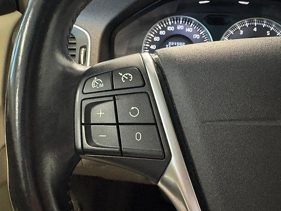 Volvo V60 12 of 24